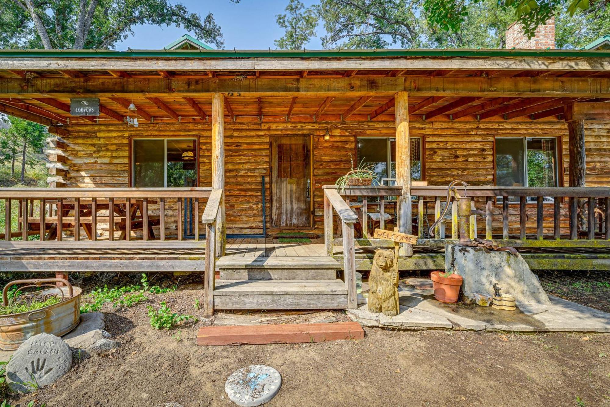 Cozy Family-Friendly Badger Retreat With Fireplace! Eksteriør billede