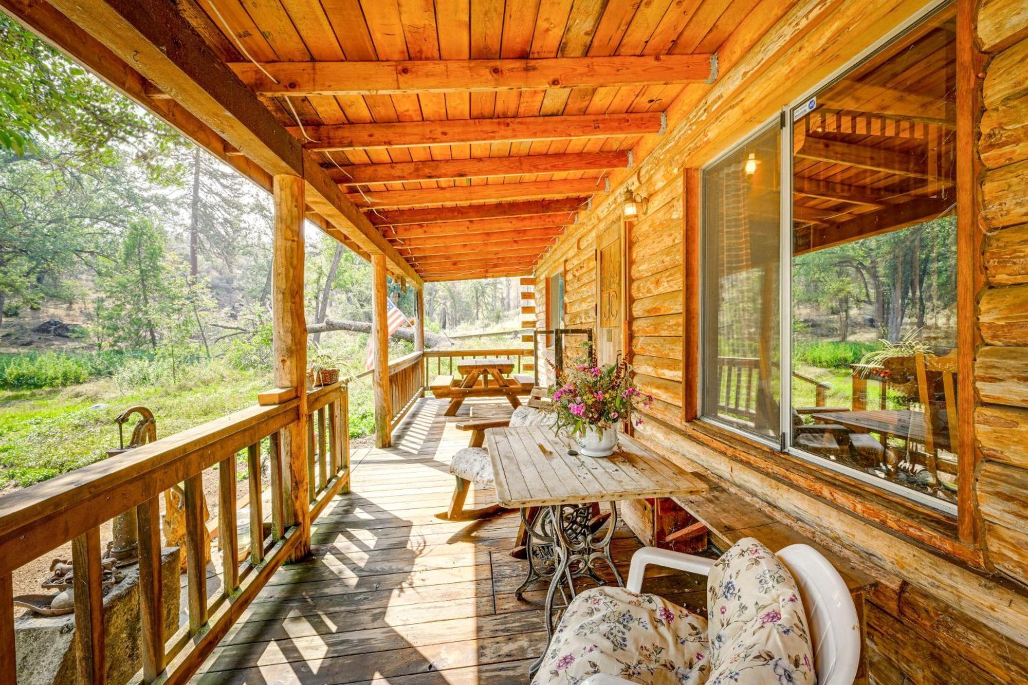 Cozy Family-Friendly Badger Retreat With Fireplace! Eksteriør billede