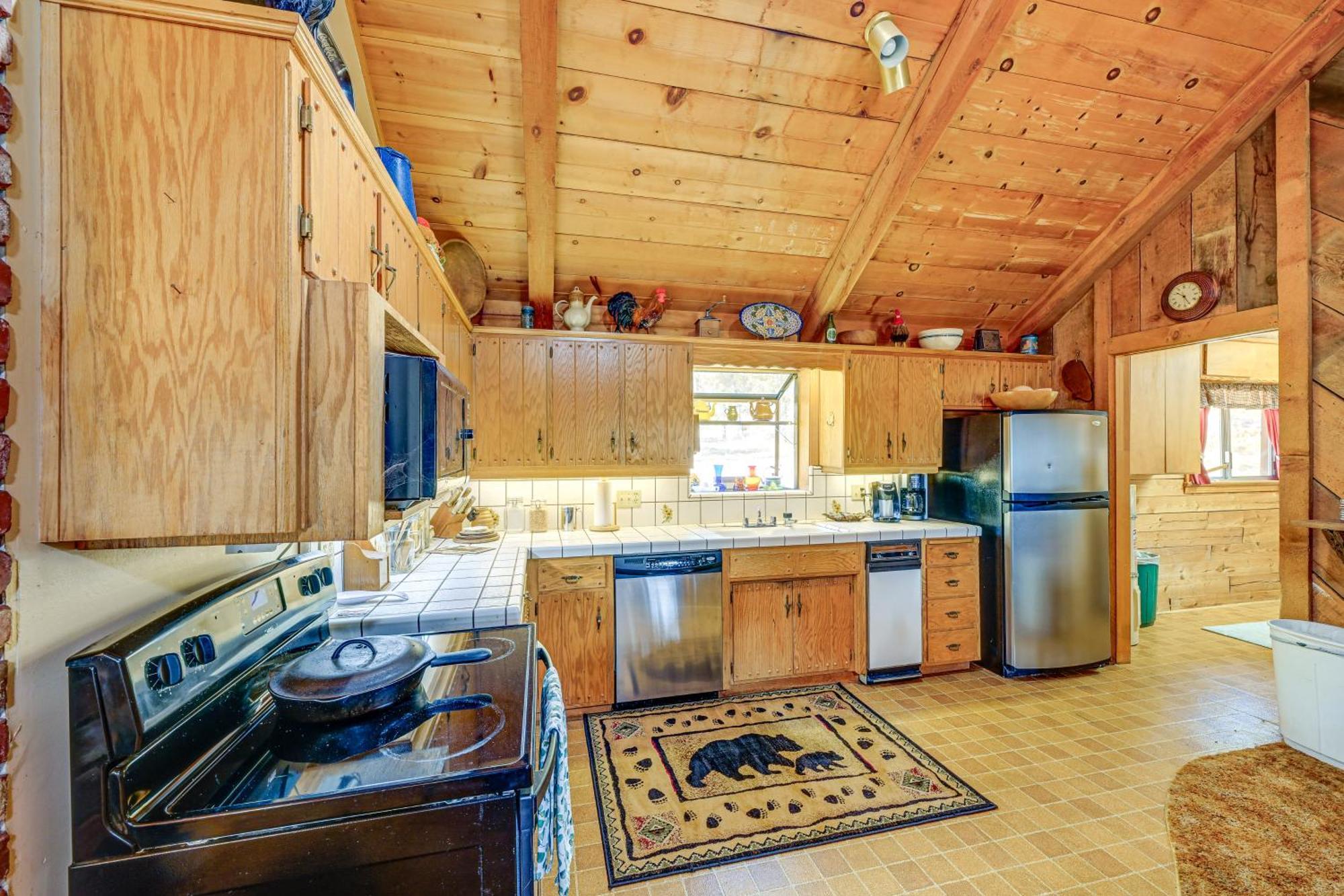 Cozy Family-Friendly Badger Retreat With Fireplace! Eksteriør billede