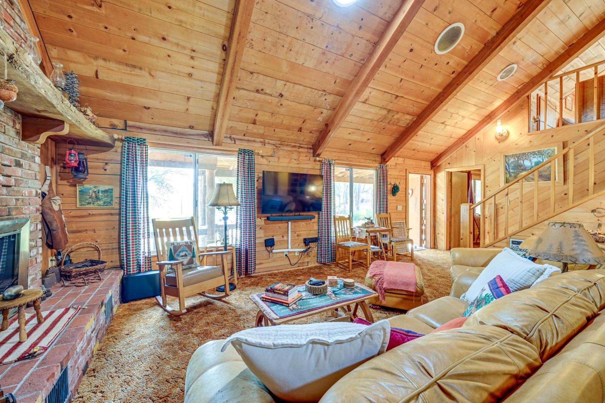 Cozy Family-Friendly Badger Retreat With Fireplace! Eksteriør billede